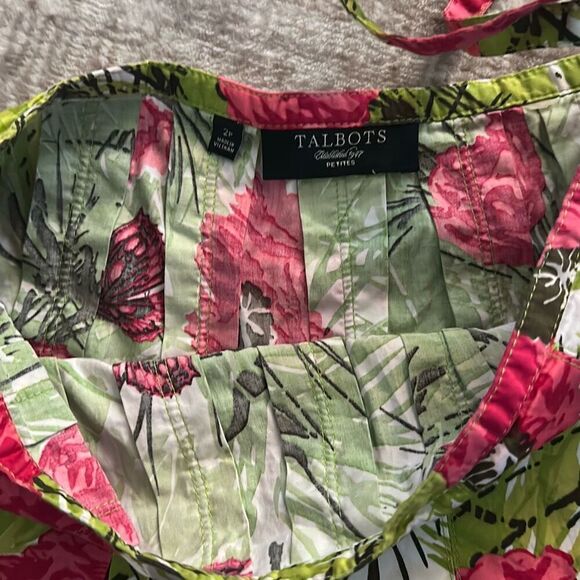 Talbots size 2P Green and pink floral and butterfly print skirt Church skirt - Picture 5 of 5